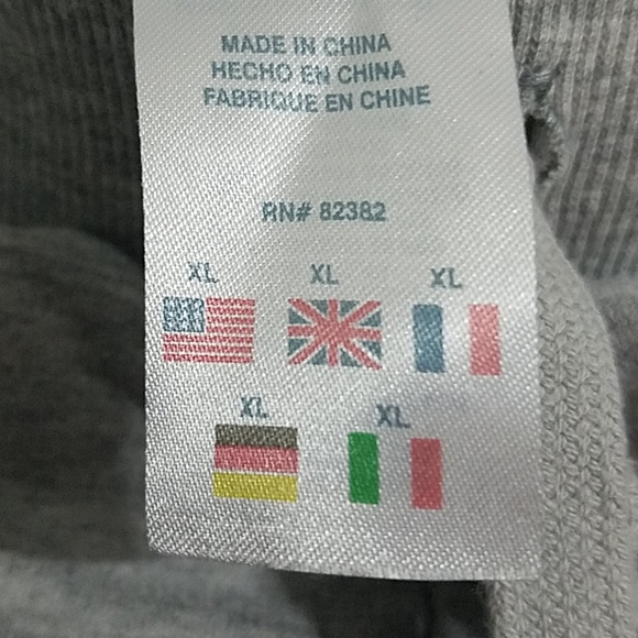 Champion shorts - Picture 2 of 3